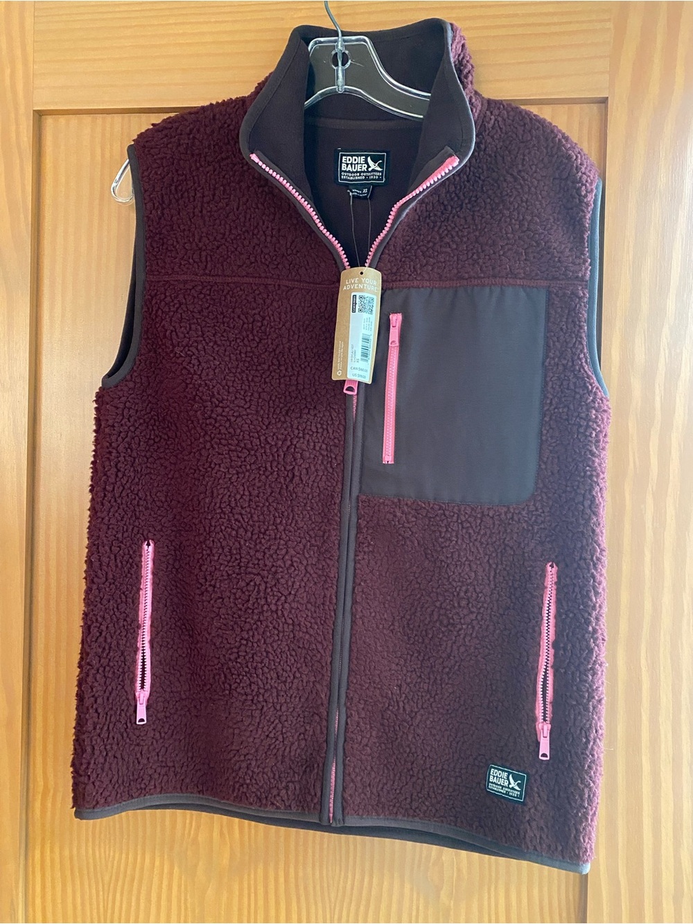 Eddie Bauer Women's Black Cherry Chilali Faux Shearling Fleece Vest NWT Size XS